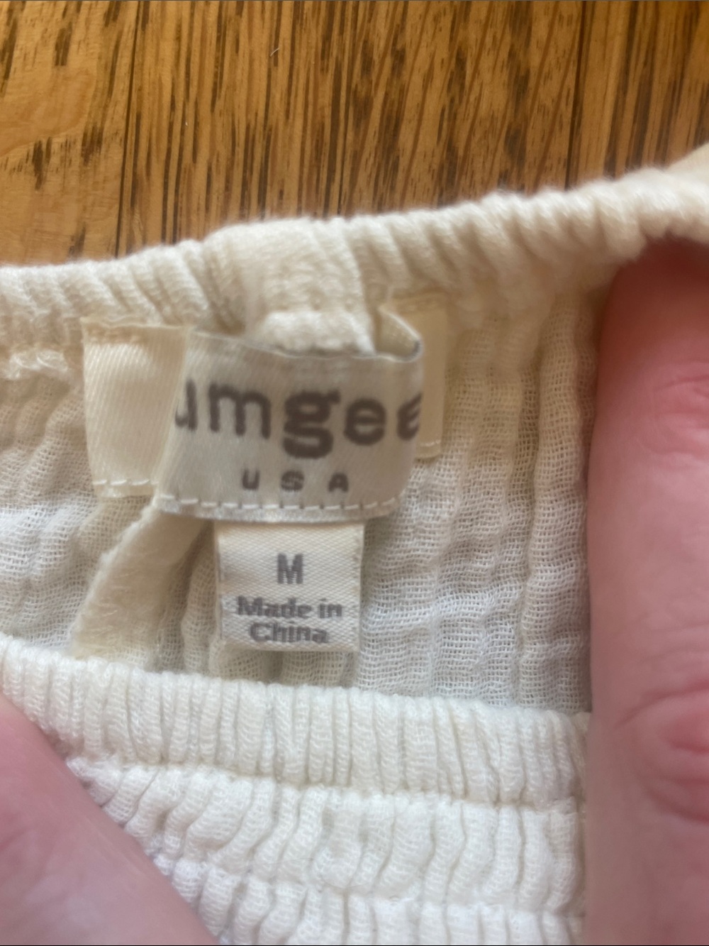 Umgee Cream Textured Gauze Seersucker Tank Top Medium 100% Cotton Summer - Picture 3 of 9